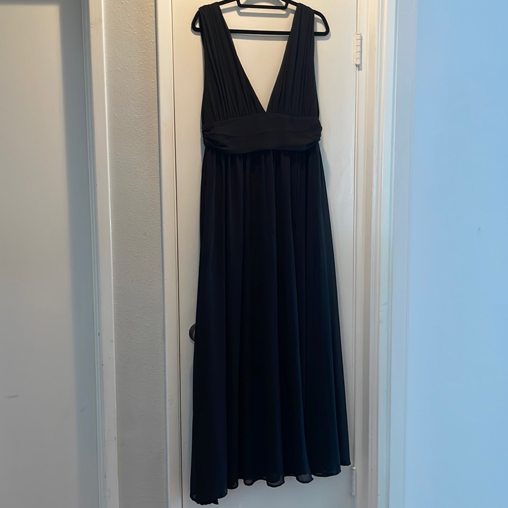 Lulus long black dress with slit, size XL